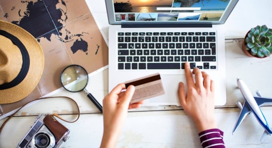 Quando toca a compras online portugueses elegem serviços turísticos e viagens